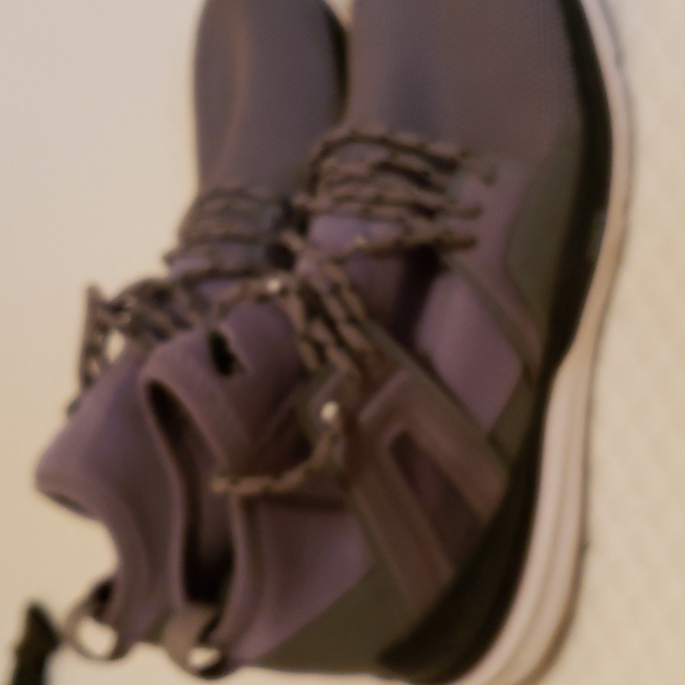 Puma grey sneakers